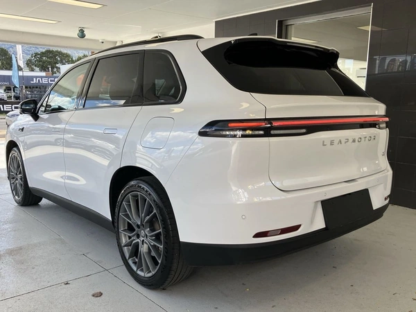 2025 Leapmotor C10 REEV Ultra Hybrid Automatic RWD