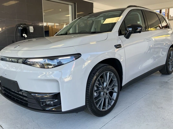 2025 Leapmotor C10 REEV Ultra Hybrid Design Automatic RWD