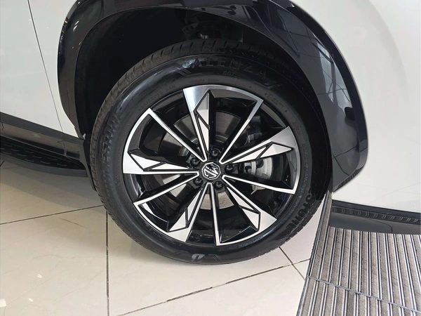 2025 Mg Hs Super Hybrid Essence Automatic Front Wheel Drive