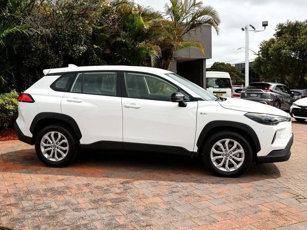 2025 Toyota Corolla Cross GX Hybrid CVT Front Wheel Drive