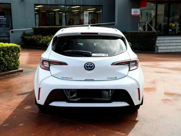 2018 Toyota Corolla SX Hybrid Automatic Front Wheel Drive