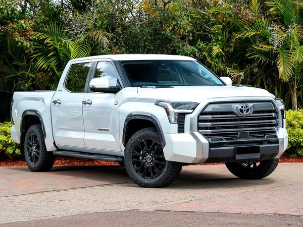2024 Toyota Tundra Limited 4WD Automatic Hybrid