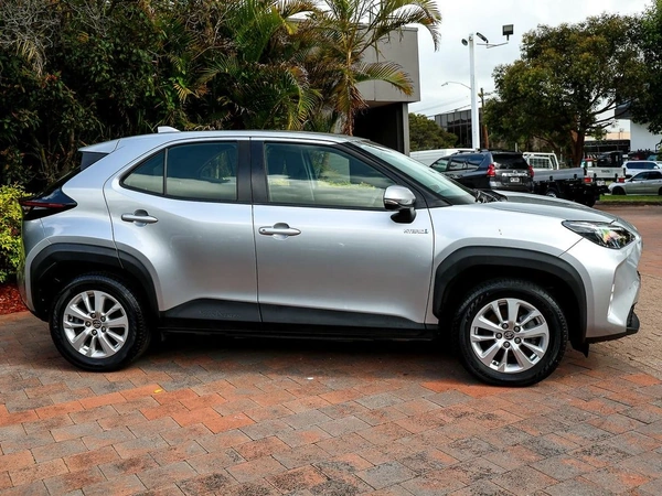 2021 Toyota Yaris Cross GX Hybrid AWD Automatic