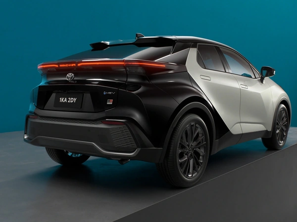 2026 Toyota C-HR GR Sport Hybrid AWD
