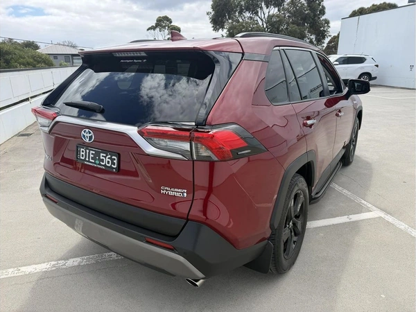 2020 Toyota RAV4 Cruiser Hybrid AWD Apple CarPlay Sunroof