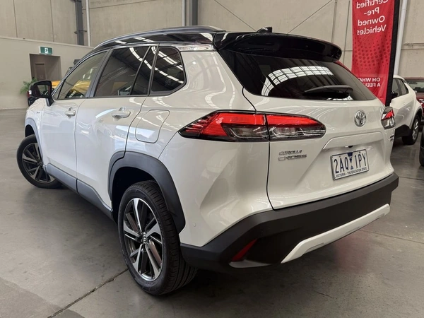 2024 Toyota Corolla Cross Atmos Hybrid Automatic