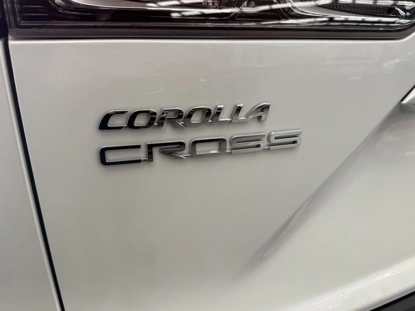 2024 Toyota Corolla Cross Atmos Hybrid Automatic