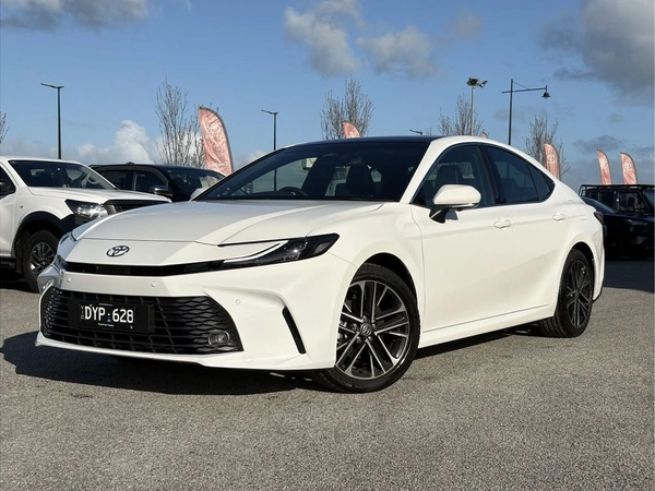 2025 Toyota Camry SL AXVH80R Hybrid Automatic
