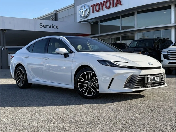 2025 Toyota Camry SL AXVH80R Hybrid Automatic