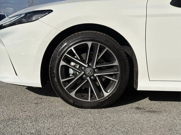 2025 Toyota Camry SL AXVH80R Hybrid Automatic