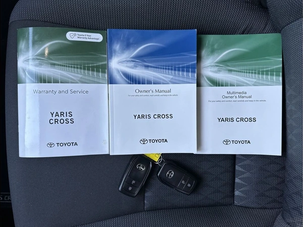 2025 Toyota Yaris Cross GX Hybrid CVT FWD