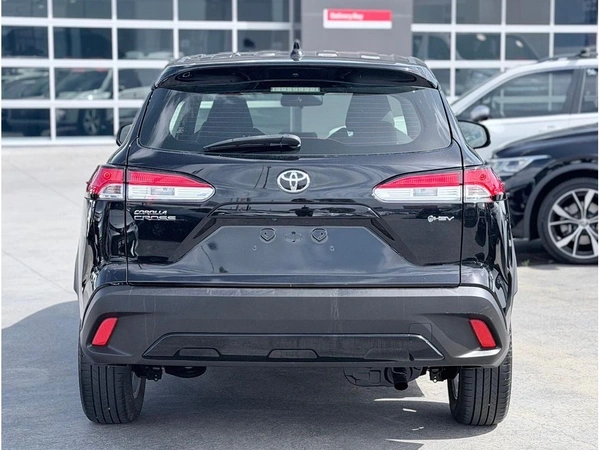 2024 Toyota Corolla Cross GX Hybrid Front Wheel Drive Automatic
