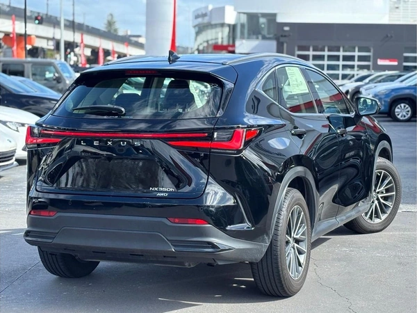 2022 Lexus NX NX350h Luxury AWD Hybrid Automatic