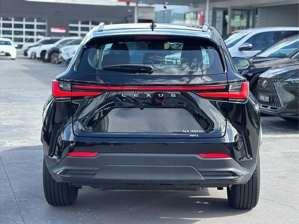 2022 Lexus NX NX350h Luxury AWD Hybrid Automatic